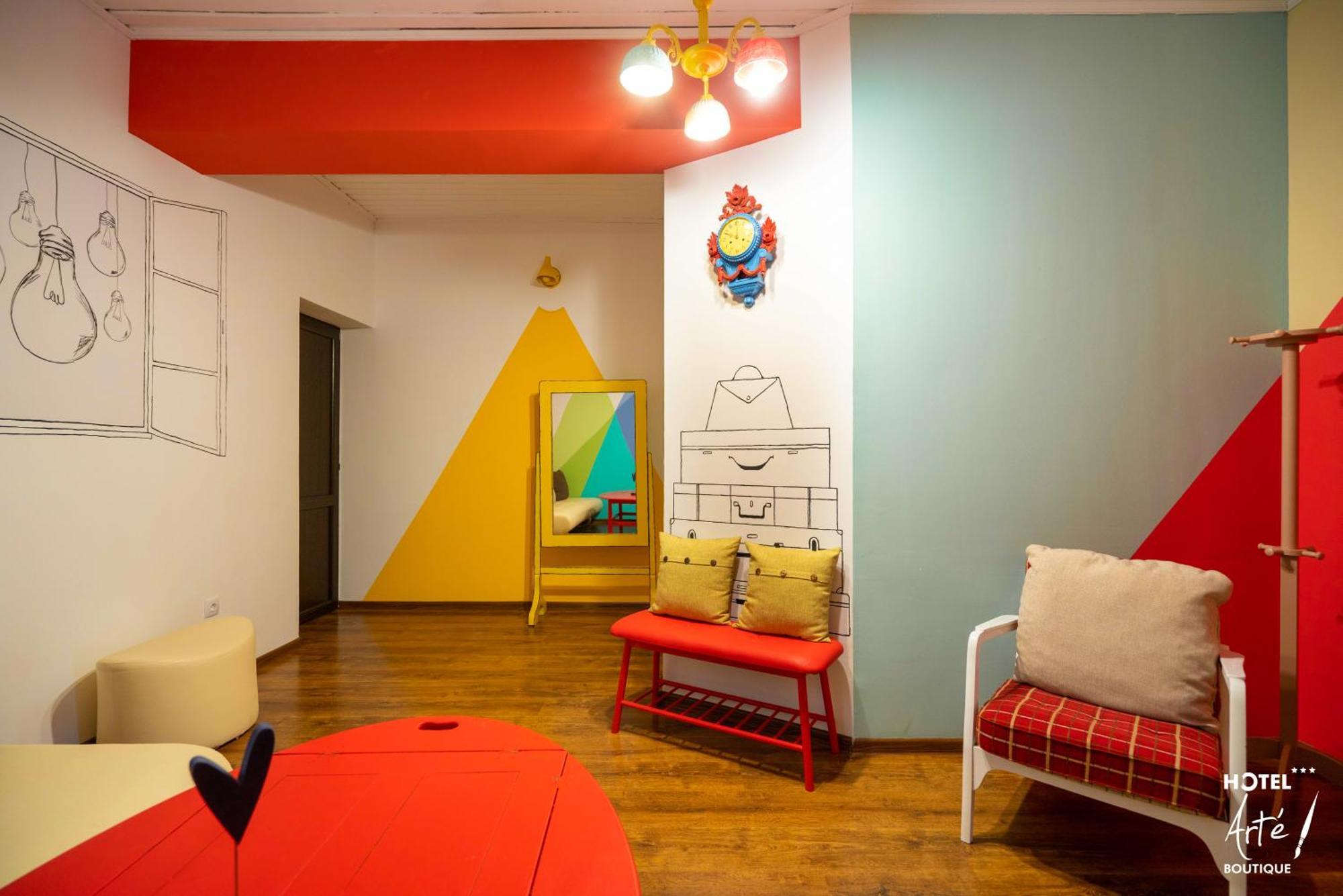 Art'E Boutique Rooms Бэиле-Тушнад Экстерьер фото